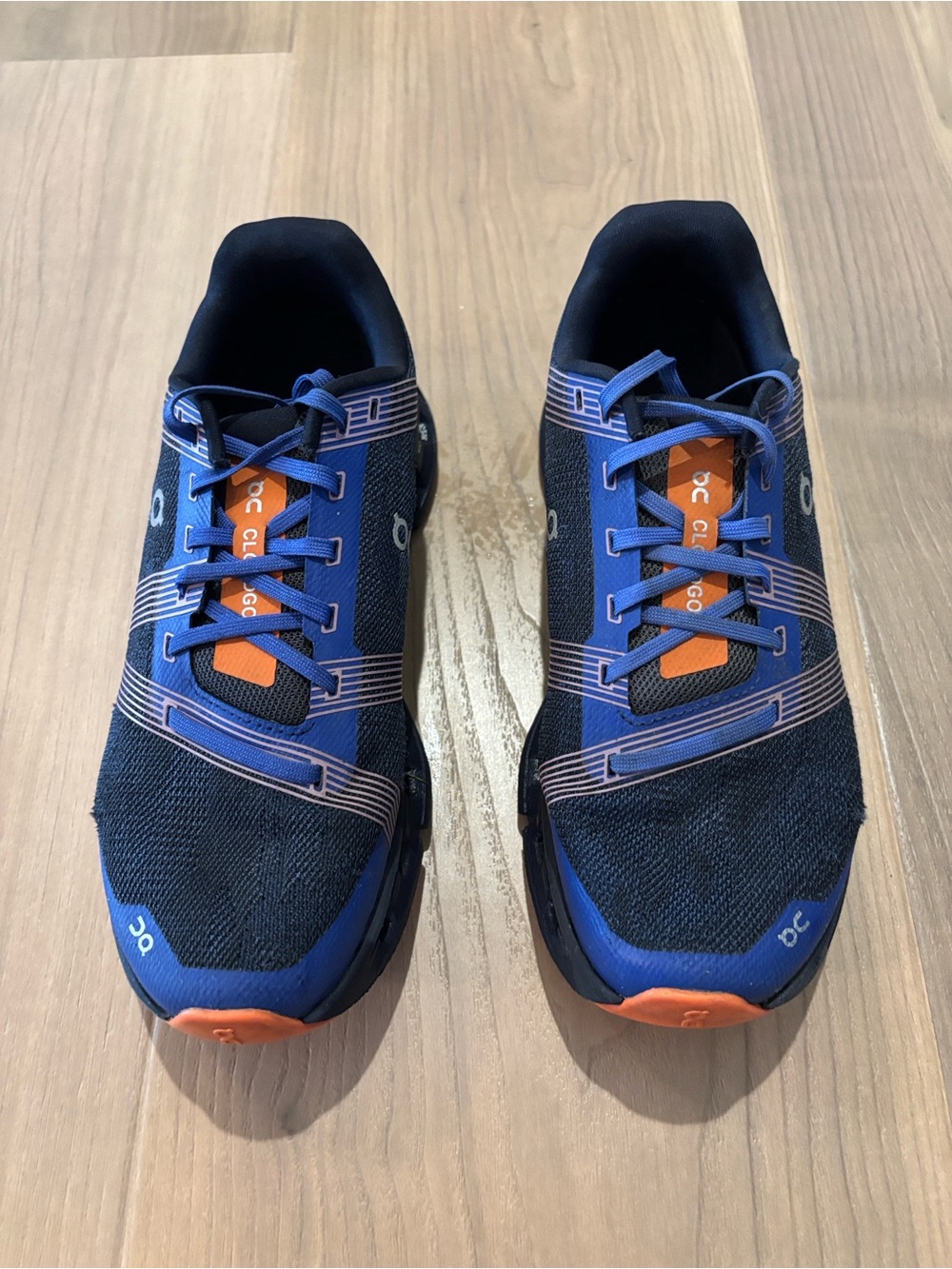 ON women’s athletic shoes - Bundle of 3 pairs!Firm price. - Picture 8 of 11